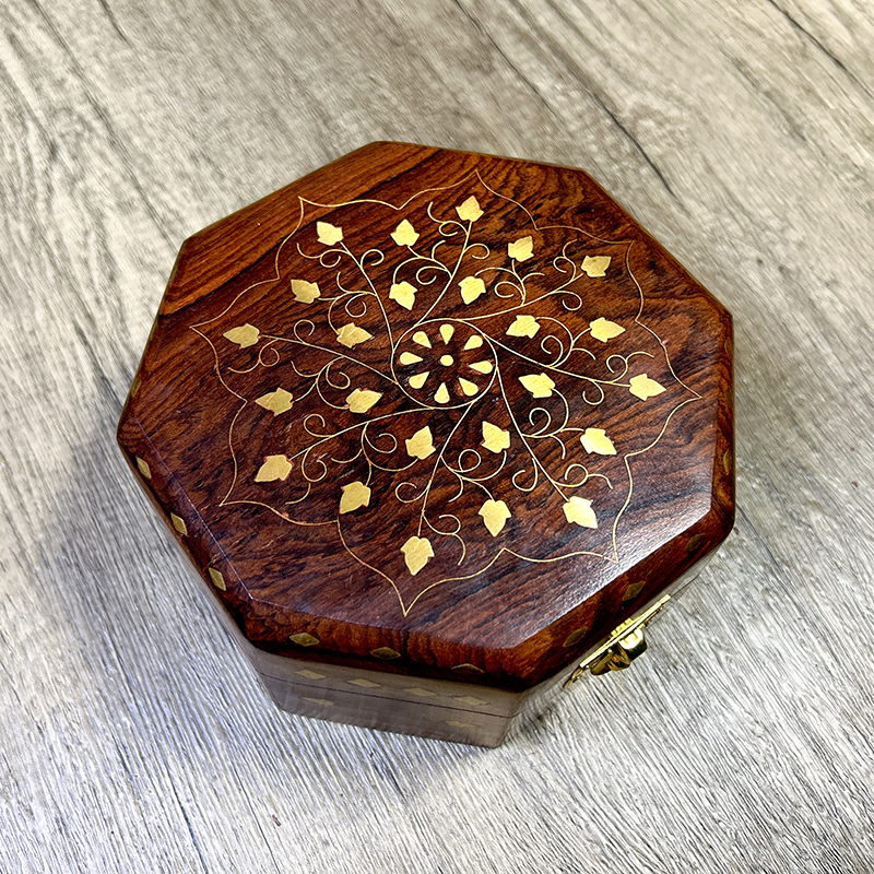 Hand Carved Octagonal Wooden B - đánh giá và giá Indian Jewelry Watches