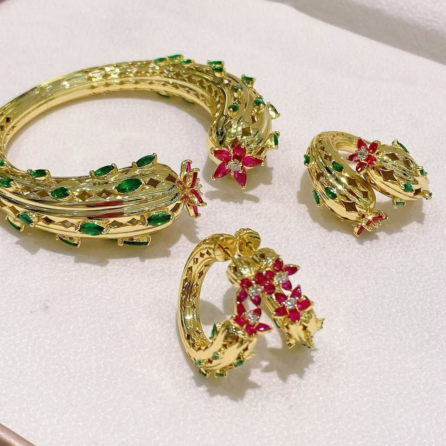 925 Silver Lab Red Corundum Gr - đánh giá và giá Cuff Bangle Bracelet